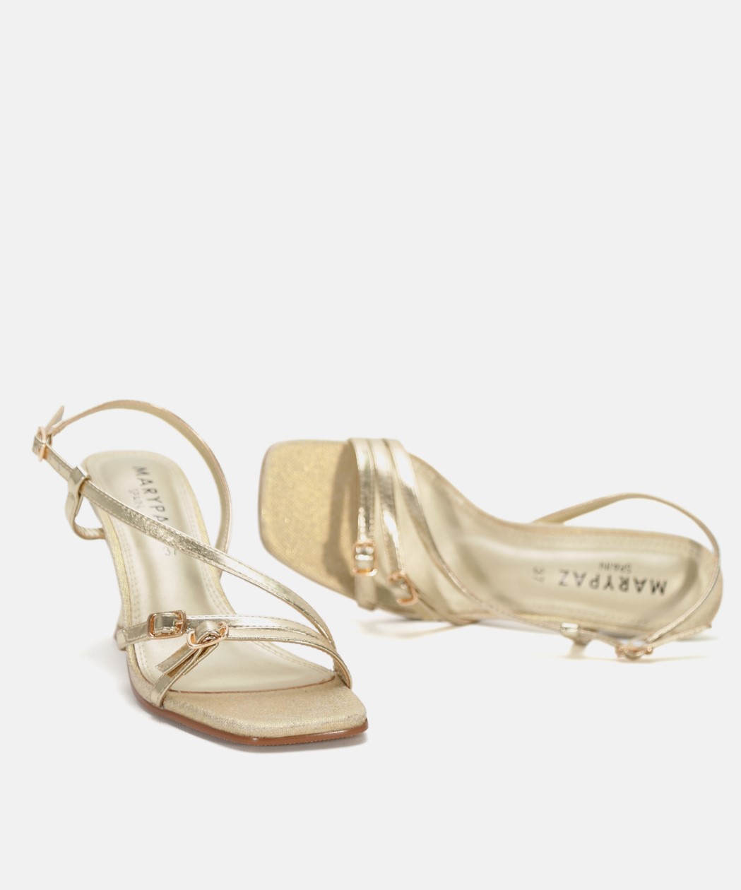 Sand&aacute;lia salto combinada  image number null